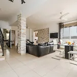 Spacious With Private Pool & Breathtaking Panoramic Views Vilă Ayia Napa