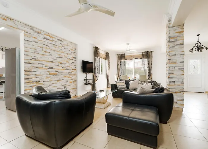 ヴィラ Spacious With Private Pool & Breathtaking Panoramic Views アヤナパ