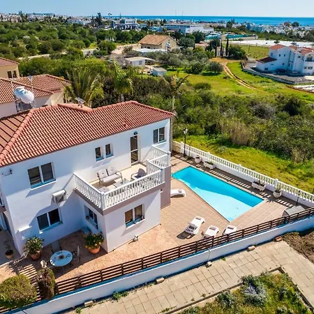 Spacious With Private Pool & Breathtaking Panoramic Views *
